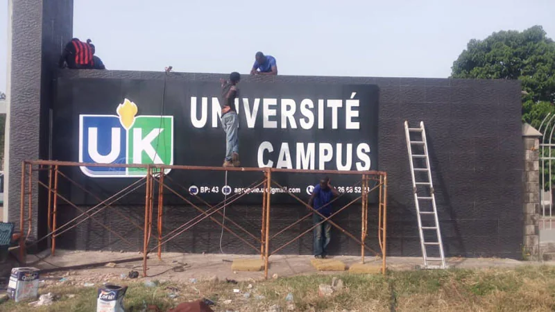 Réalisation signalétique Université Campus